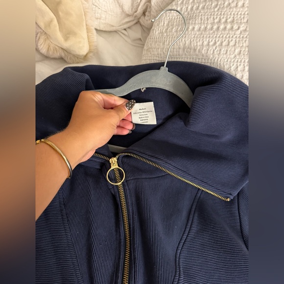 Varley Vine Half-Zip Pullover - Picture 6 of 9